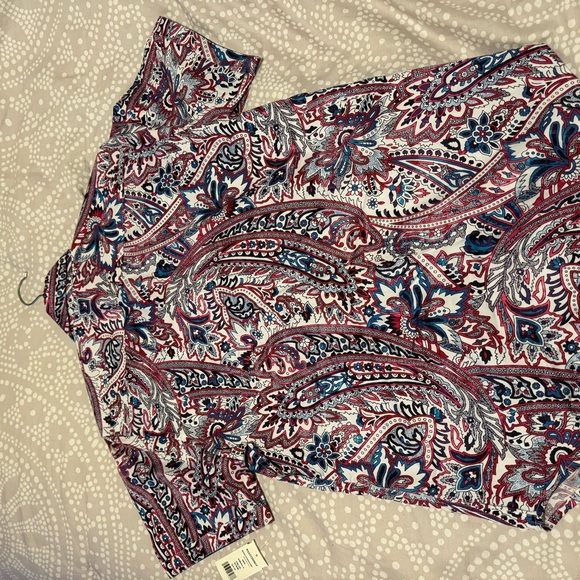 Robert Graham Short sleeve- Never worn, still has tags - Picture 3 of 4